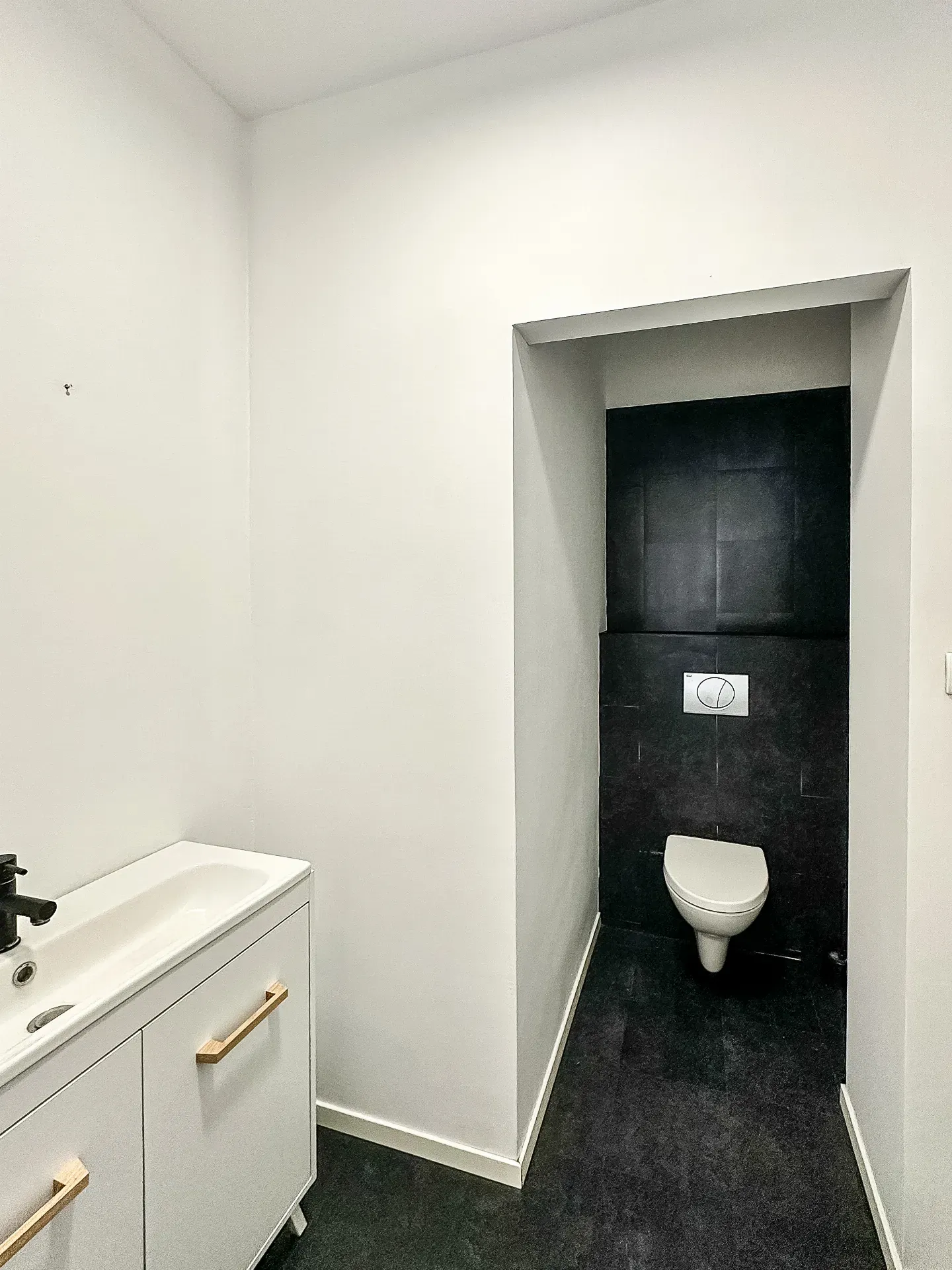 Biuro/usługi – ul. Pomorska, od zaraz 7